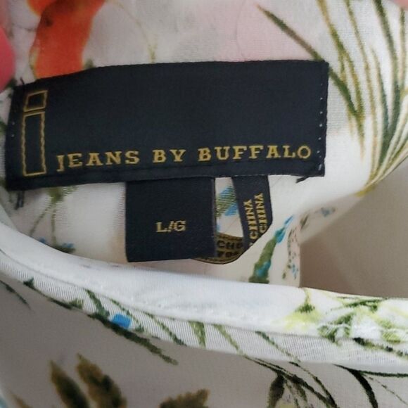 💐 IJeans by Buffalo Flirty Floral Blouse, Large 💐 - Picture 8 of 8